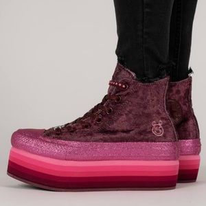 Miley Cyrus x Converse pink platform sneakers